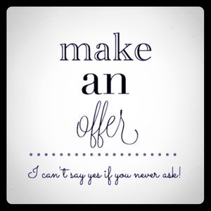 Make an offer! Everything must go!👚👖👗👠🥿